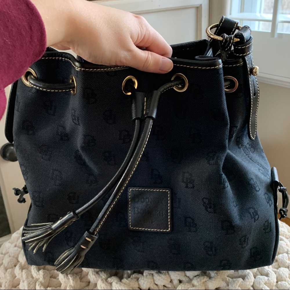 Dooney & Bourke purse